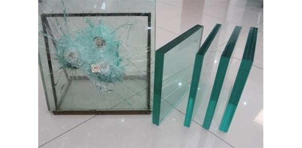 小張受傷是鋼化玻璃的“鍋”嗎？